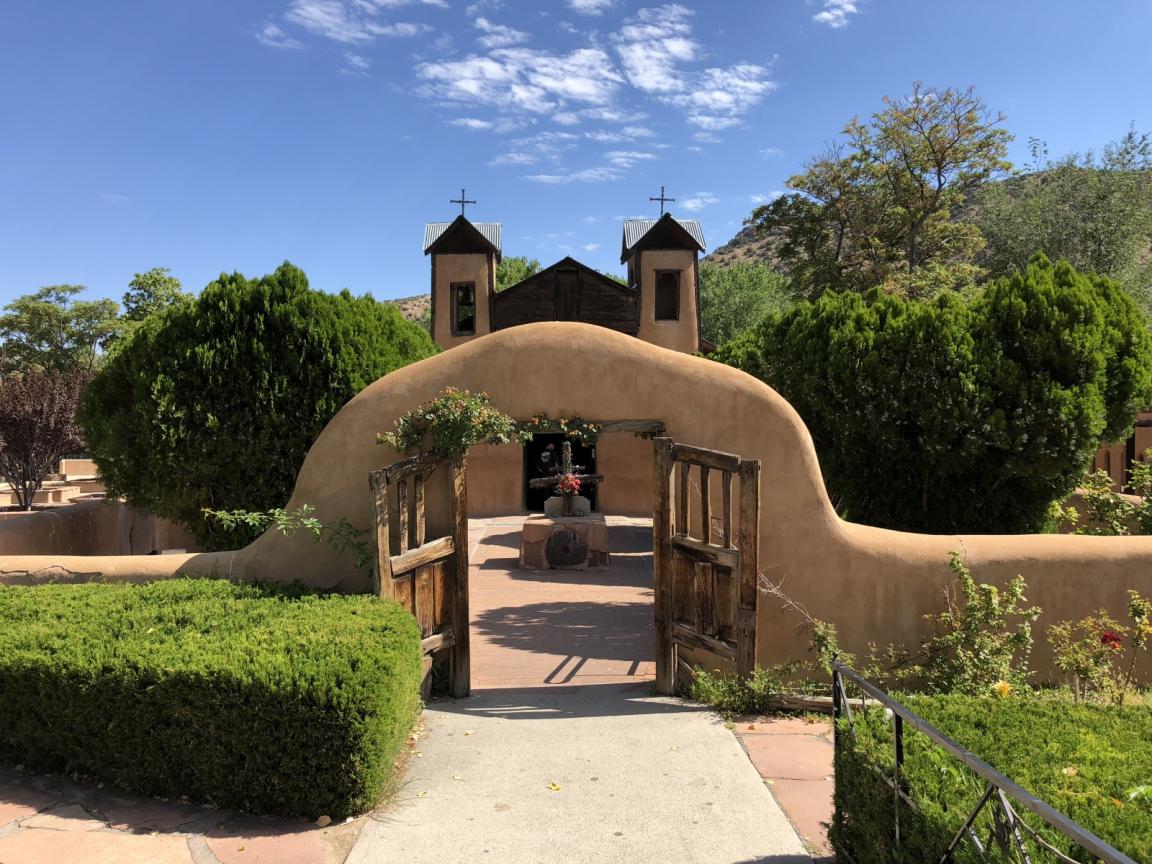 A Place For My Stuff: El Santuario de Chimayo: The Tierra Bendita